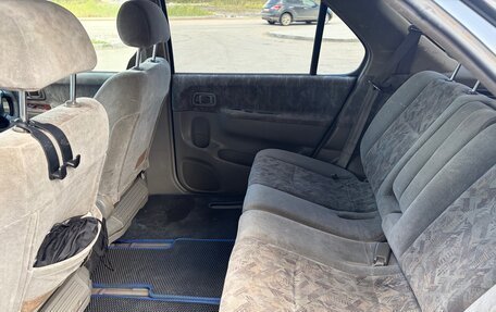 Nissan Rnessa, 1997 год, 200 000 рублей, 9 фотография