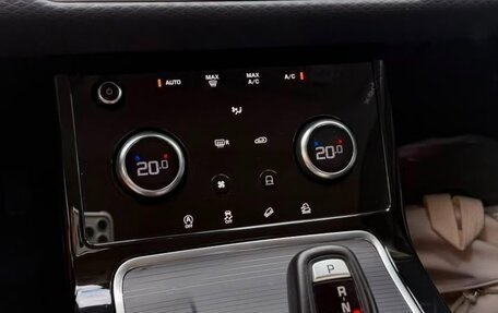 Land Rover Range Rover Evoque II, 2019 год, 3 600 000 рублей, 9 фотография