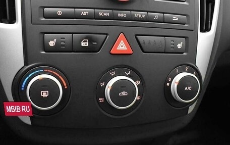 KIA cee'd I рестайлинг, 2011 год, 885 000 рублей, 8 фотография