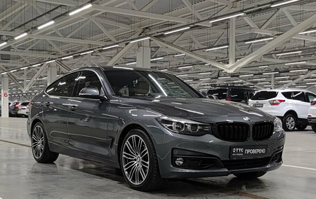BMW 3 серия, 2019 год, 3 050 000 рублей, 3 фотография