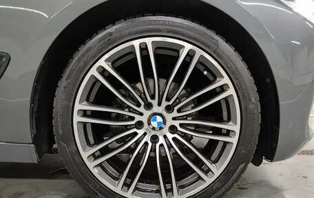 BMW 3 серия, 2019 год, 3 050 000 рублей, 22 фотография