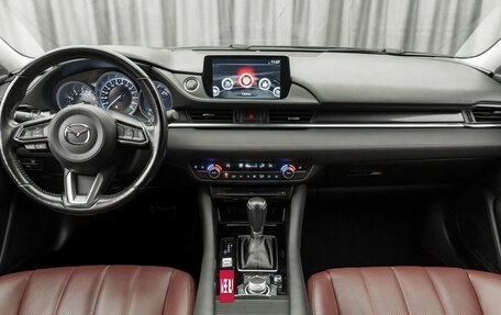 Mazda 6, 2021 год, 2 840 000 рублей, 10 фотография