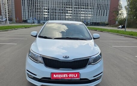 KIA Rio III рестайлинг, 2016 год, 930 000 рублей, 1 фотография