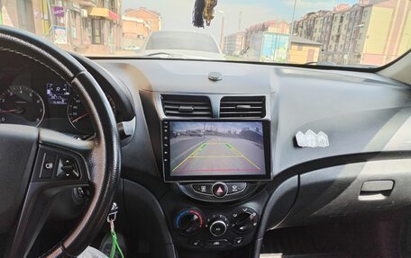 Hyundai Solaris II рестайлинг, 2014 год, 1 000 050 рублей, 8 фотография