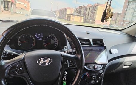 Hyundai Solaris II рестайлинг, 2014 год, 1 000 050 рублей, 9 фотография