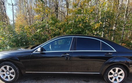 Mercedes-Benz S-Класс, 2005 год, 800 000 рублей, 2 фотография