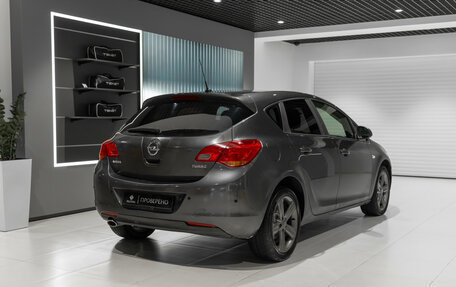 Opel Astra J, 2011 год, 545 000 рублей, 4 фотография