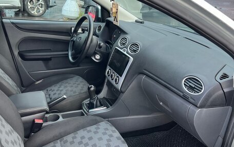 Ford Focus II рестайлинг, 2005 год, 320 000 рублей, 9 фотография