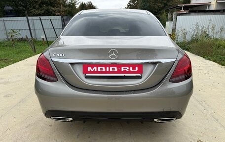 Mercedes-Benz C-Класс, 2019 год, 3 050 000 рублей, 4 фотография