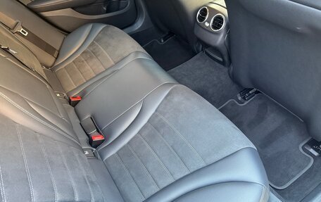 Mercedes-Benz C-Класс, 2019 год, 3 050 000 рублей, 29 фотография