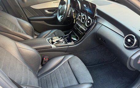 Mercedes-Benz C-Класс, 2019 год, 3 050 000 рублей, 30 фотография