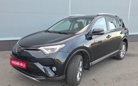 Toyota RAV4, 2017 год, 2 780 000 рублей, 3 фотография
