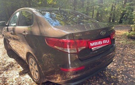 KIA Rio III рестайлинг, 2015 год, 850 000 рублей, 4 фотография