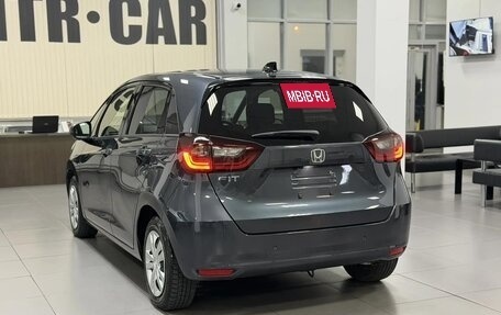 Honda Fit, 2022 год, 1 450 000 рублей, 3 фотография