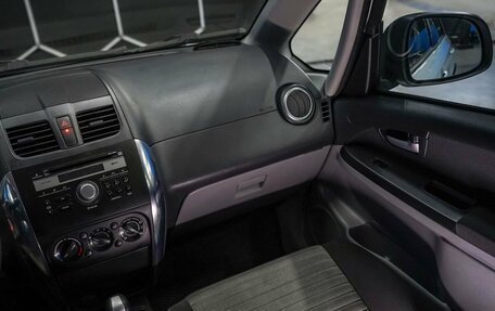 Suzuki SX4 II рестайлинг, 2013 год, 750 000 рублей, 24 фотография