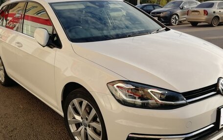 Volkswagen Golf VII, 2018 год, 1 900 000 рублей, 3 фотография