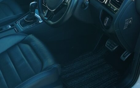 Volkswagen Golf VII, 2018 год, 1 900 000 рублей, 9 фотография