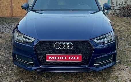 Audi A4, 2018 год, 2 560 000 рублей, 1 фотография
