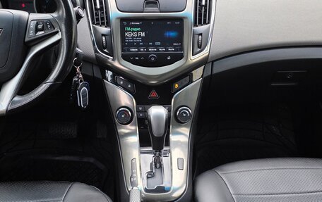 Chevrolet Cruze II, 2014 год, 800 000 рублей, 10 фотография