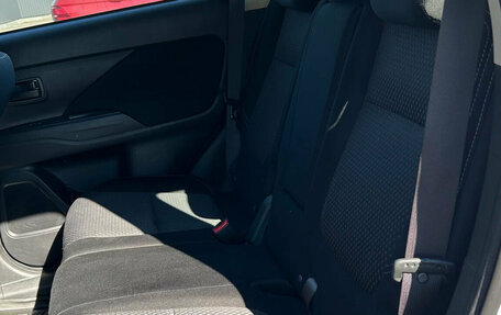 Mitsubishi Outlander III рестайлинг 3, 2018 год, 2 100 000 рублей, 11 фотография