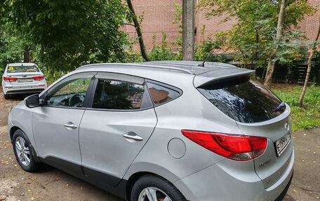 Hyundai ix35 I рестайлинг, 2011 год, 950 000 рублей, 4 фотография