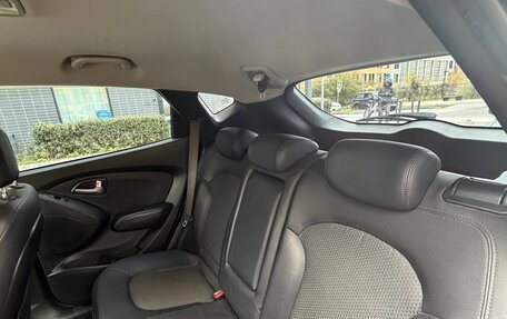 Hyundai ix35 I рестайлинг, 2011 год, 950 000 рублей, 8 фотография