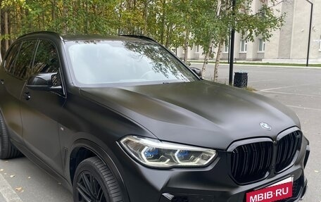 BMW X5, 2020 год, 6 800 000 рублей, 2 фотография