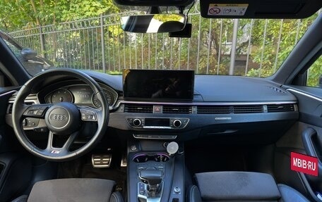 Audi A4, 2018 год, 2 560 000 рублей, 10 фотография