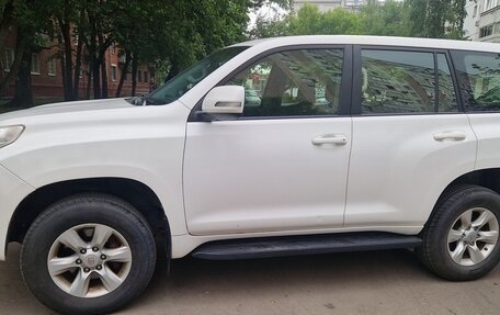 Toyota Land Cruiser Prado 150 рестайлинг 2, 2013 год, 2 450 000 рублей, 5 фотография