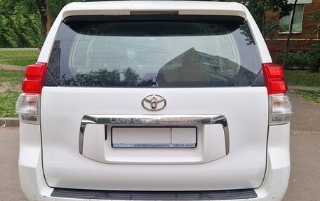 Toyota Land Cruiser Prado 150 рестайлинг 2, 2013 год, 2 450 000 рублей, 3 фотография