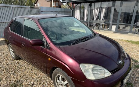 Toyota Prius IV XW50, 2003 год, 219 000 рублей, 2 фотография