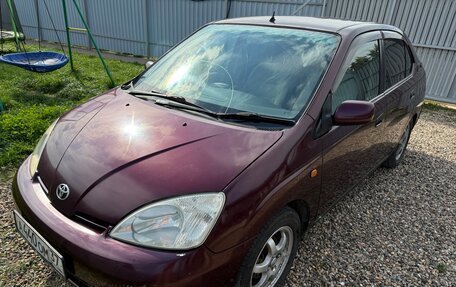 Toyota Prius IV XW50, 2003 год, 219 000 рублей, 3 фотография