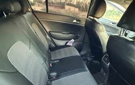 KIA Sportage IV рестайлинг, 2018 год, 2 700 000 рублей, 2 фотография