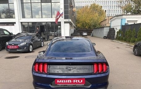 Ford Mustang VI рестайлинг, 2018 год, 3 500 000 рублей, 6 фотография