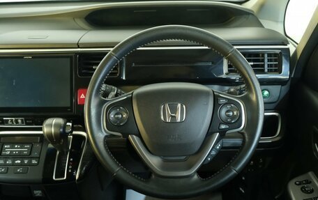 Honda Stepwgn IV, 2016 год, 2 049 000 рублей, 13 фотография