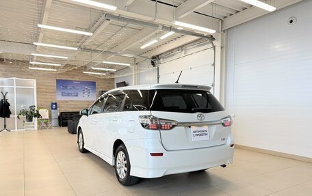 Toyota Wish II, 2012 год, 1 599 000 рублей, 4 фотография