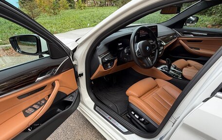 BMW 5 серия, 2022 год, 5 000 000 рублей, 8 фотография