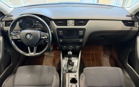 Skoda Octavia, 2015 год, 1 499 000 рублей, 8 фотография