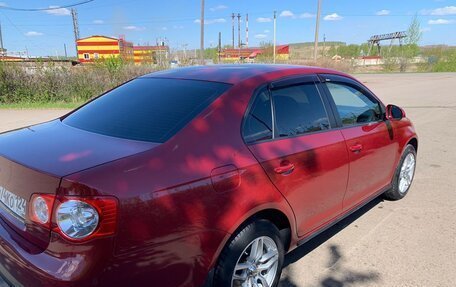 Volkswagen Jetta VI, 2008 год, 700 000 рублей, 2 фотография