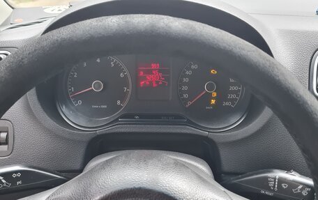 Volkswagen Polo VI (EU Market), 2011 год, 500 000 рублей, 8 фотография