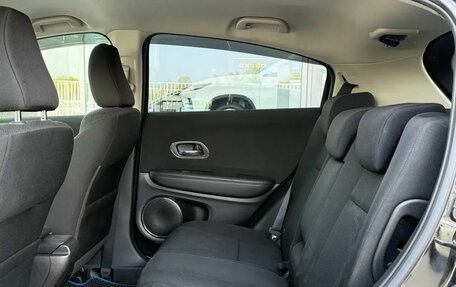 Honda Vezel, 2017 год, 1 499 000 рублей, 20 фотография