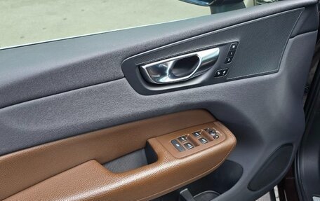 Volvo XC60 II, 2021 год, 4 200 000 рублей, 10 фотография