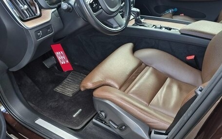 Volvo XC60 II, 2021 год, 4 200 000 рублей, 7 фотография