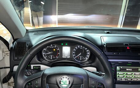 Skoda Octavia, 2010 год, 880 000 рублей, 9 фотография