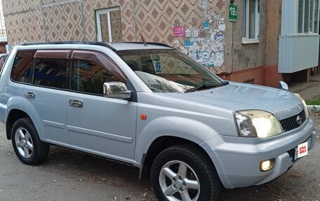 Nissan X-Trail, 2003 год, 650 000 рублей, 3 фотография