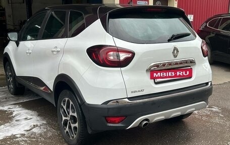 Renault Kaptur I рестайлинг, 2016 год, 825 000 рублей, 3 фотография