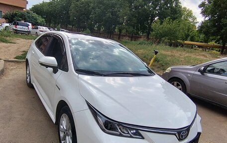 Toyota Corolla, 2022 год, 2 950 000 рублей, 2 фотография