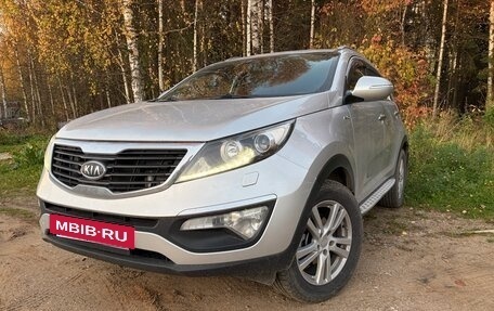 KIA Sportage III, 2011 год, 1 250 000 рублей, 2 фотография