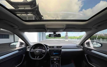 Skoda Superb III рестайлинг, 2023 год, 1 920 000 рублей, 9 фотография