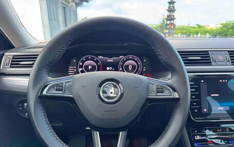 Skoda Superb III рестайлинг, 2023 год, 1 920 000 рублей, 7 фотография
